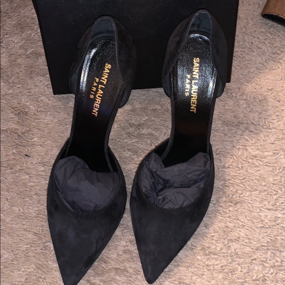 NEW Yves Saint Laurent Pumps
